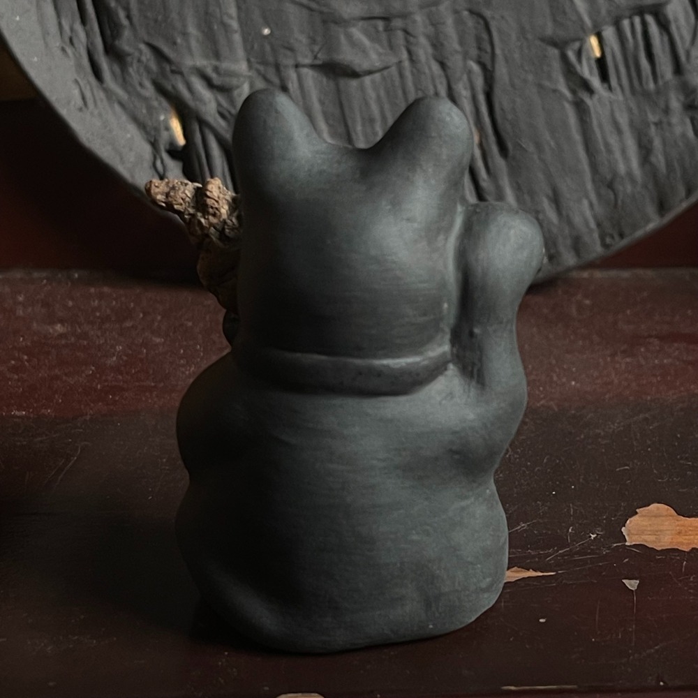 貓咪陶瓷雕塑-象足漆樹-細節圖5