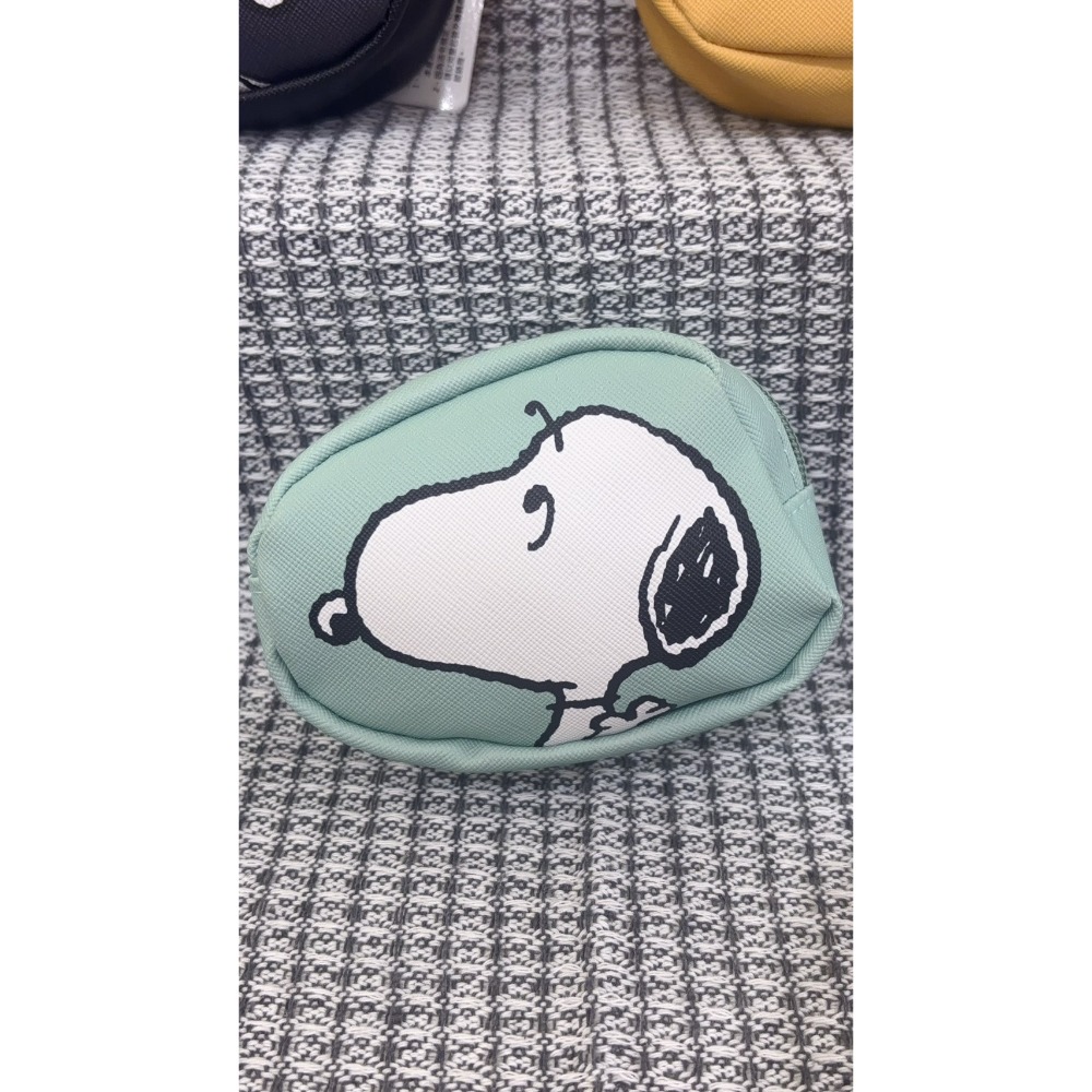 史努比 Snoopy 可愛造型零錢包｜輕巧好攜帶｜防潑水｜鑰匙圈收納包-規格圖6