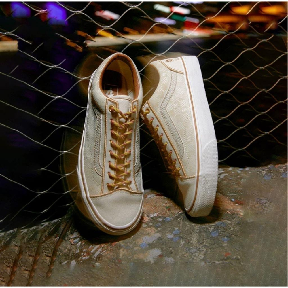 [unclev1966] 代購 Vans Style 36 X Dragon CNY 白色 拼接 印花 龍年限定 滑板鞋-細節圖3