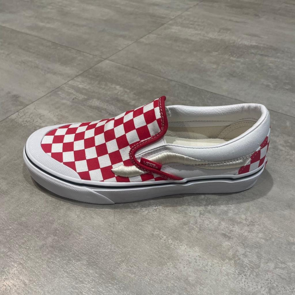 [unclev1966] Vans Classic Slip-on 23ss 新款 黑紅棋盤格 基本款 大波浪 滑板鞋-細節圖3