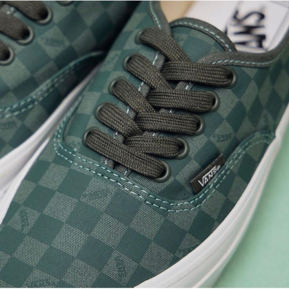 [unclev1966] 代購 Vans Vault Authentic Lx 棋盤格 軍綠 燕麥奶 茶色 百搭 滑板鞋-細節圖5