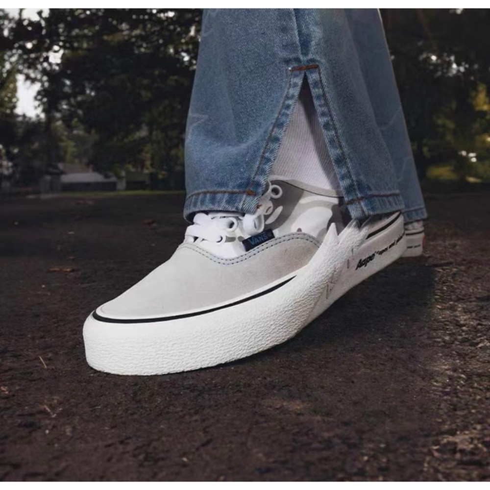 [unclev1966] 代購 Vans X Aape 聯名 猿人 迷彩 23FW 銀狼 閃電 低筒/高筒 滑板鞋-細節圖4