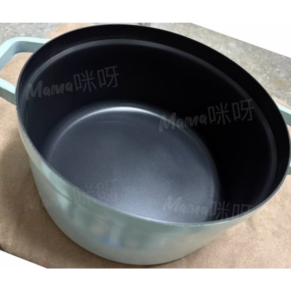 Mama咪呀～樂美雅精鐵鑄鐵鍋.珐瑯鑄鐵鍋.質感設計.食器組.鍋子.餐具.廚具.爐具.鑄鐵.琺瑯.鑄鐵鍋.琺瑯鍋.圓形.-細節圖2