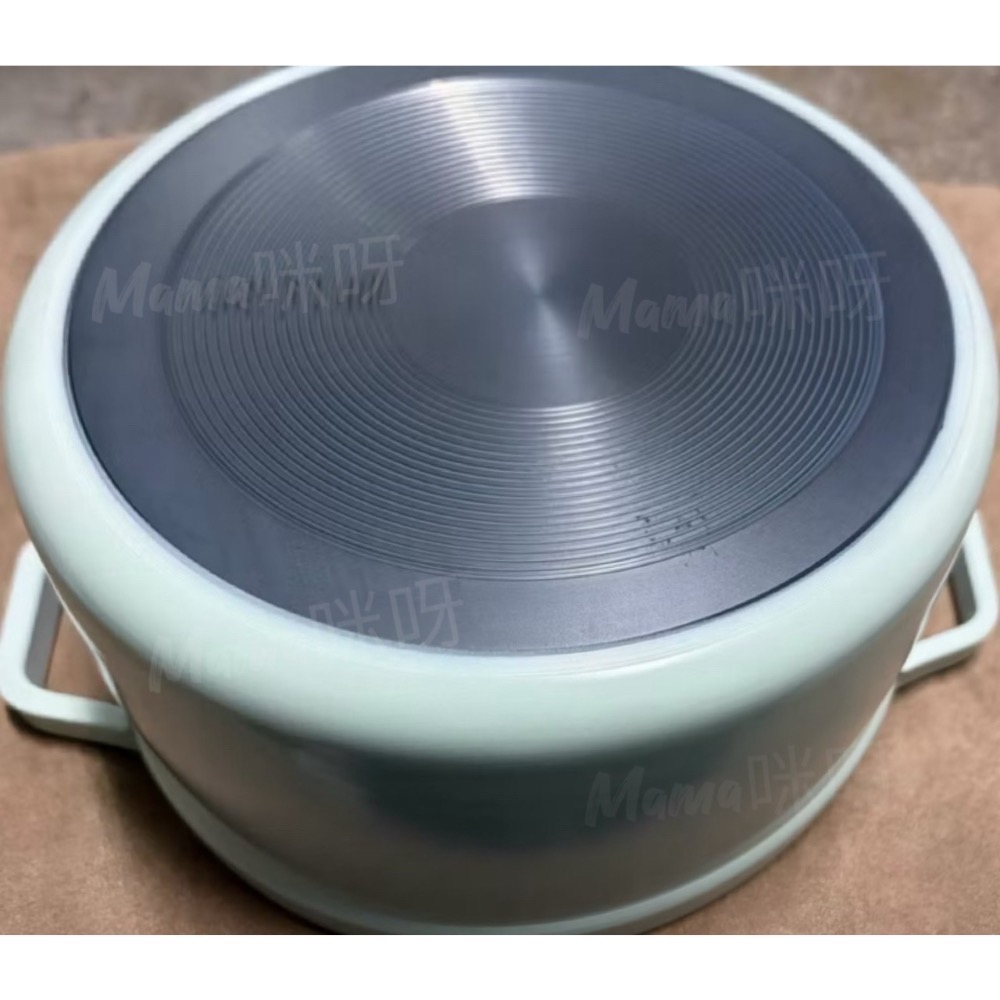 Mama咪呀～樂美雅精鐵鑄鐵鍋.珐瑯鑄鐵鍋.質感設計.食器組.鍋子.餐具.廚具.爐具.鑄鐵.琺瑯.鑄鐵鍋.琺瑯鍋.圓形.-細節圖3