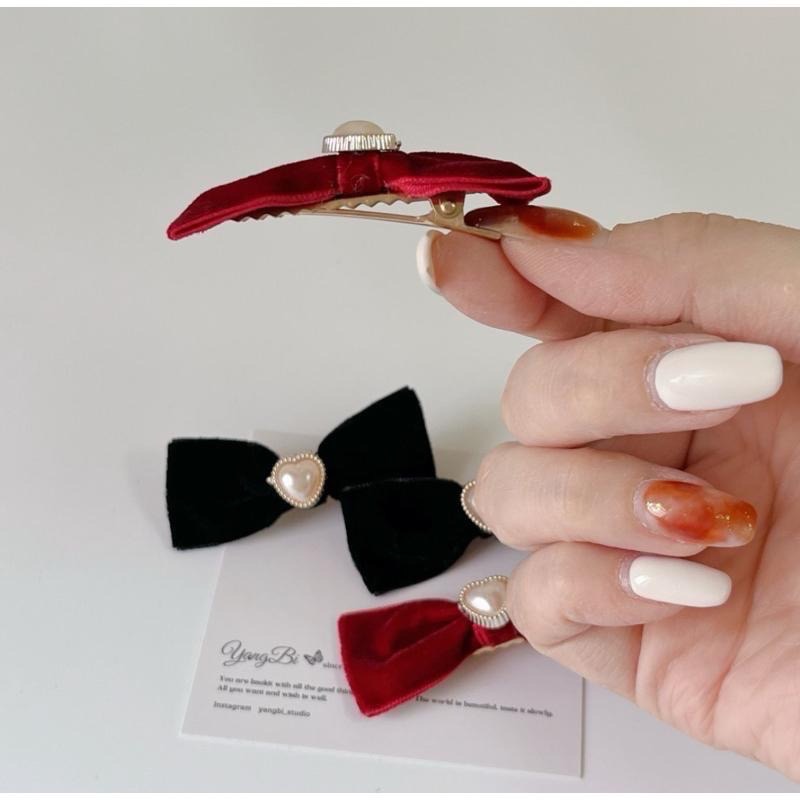 𝓨𝓪𝓷𝓰𝓑𝓲🫧絲絨蝴蝶結愛心珍珠髮夾 V256-細節圖2