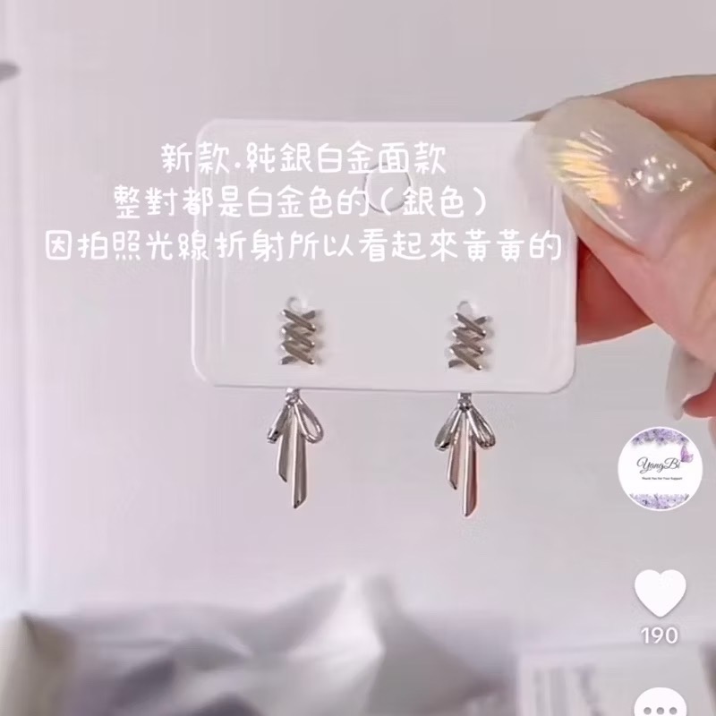 𝓨𝓪𝓷𝓰𝓑𝓲🎀925銀｜芭蕾少女銀白絲帶蝴蝶結耳環 Y486-細節圖8