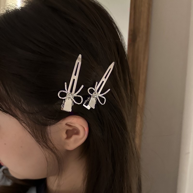 𝓨𝓪𝓷𝓰𝓑𝓲🫧金屬銀色蝴蝶結無痕瀏海夾 髮夾 V262-細節圖2