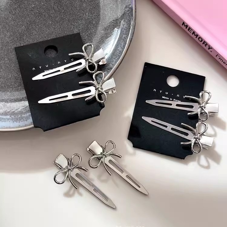 𝓨𝓪𝓷𝓰𝓑𝓲🫧金屬銀色蝴蝶結無痕瀏海夾 髮夾 V262-細節圖11