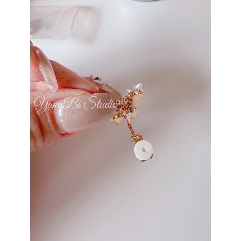 𝓨𝓪𝓷𝓰𝓑𝓲🩰耳針耳夾都有｜漸變蝴蝶氣質甜美耳環 耳針 耳釘 Y748-細節圖9