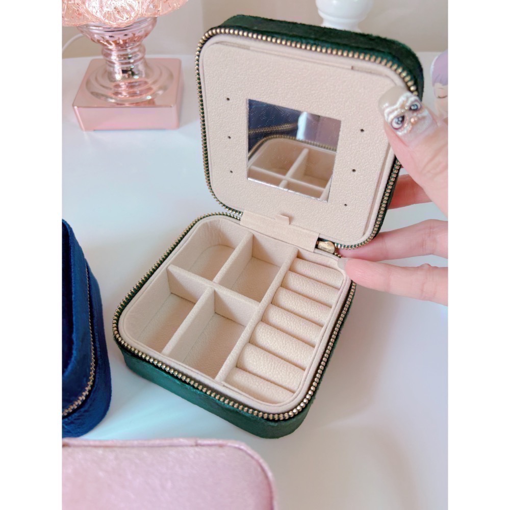 𝓨𝓪𝓷𝓰𝓑𝓲🩰超質感｜帶鏡子精緻絲絨飾品收納盒 便攜式飾品盒 C60-細節圖4