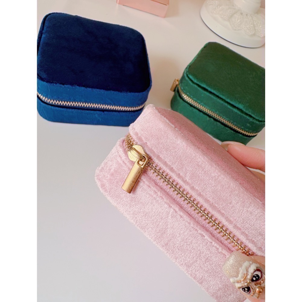 𝓨𝓪𝓷𝓰𝓑𝓲🩰超質感｜帶鏡子精緻絲絨飾品收納盒 便攜式飾品盒 C60-細節圖10