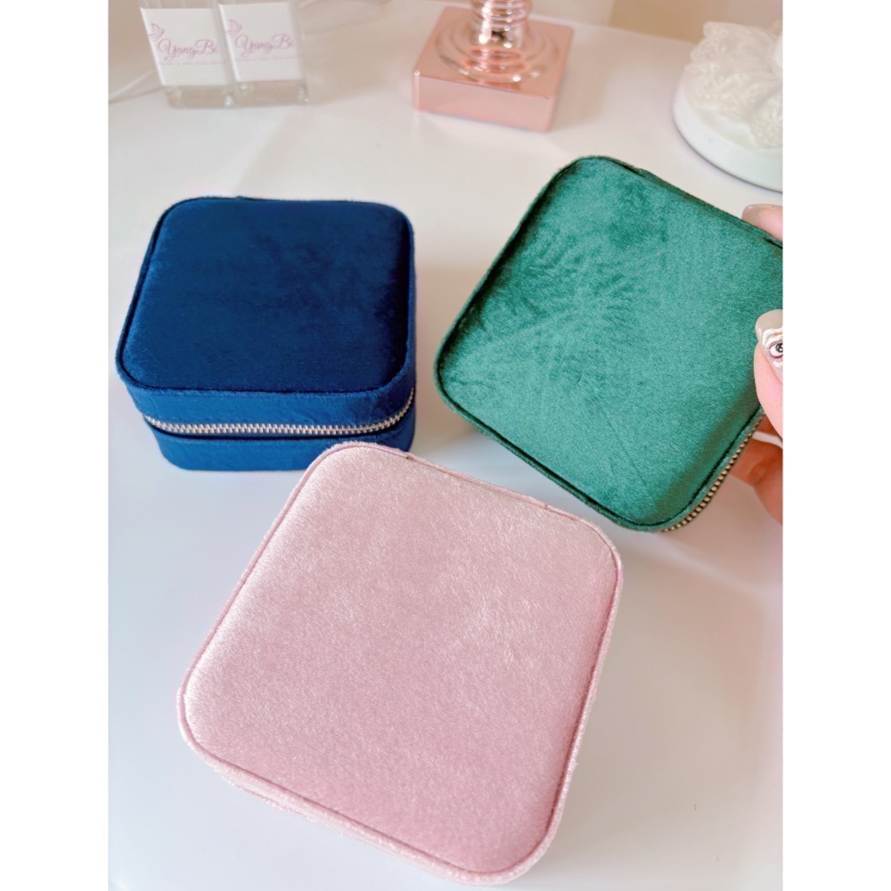 𝓨𝓪𝓷𝓰𝓑𝓲🩰超質感｜帶鏡子精緻絲絨飾品收納盒 便攜式飾品盒 C60-規格圖11