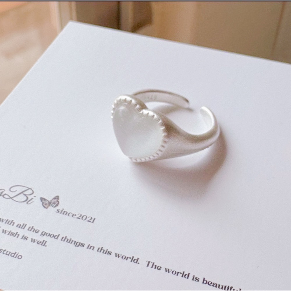 𝓨𝓪𝓷𝓰𝓑𝓲🩰貓眼石愛心花邊拉絲戒指 Y754東大門 小眾 2025新款 質感-細節圖10