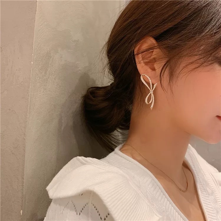 𝓨𝓪𝓷𝓰𝓑𝓲🩰韓國東大門925銀針｜滿鑽氣質大蝴蝶結耳環 Y756歐美 輕奢華 華麗感 party-細節圖3