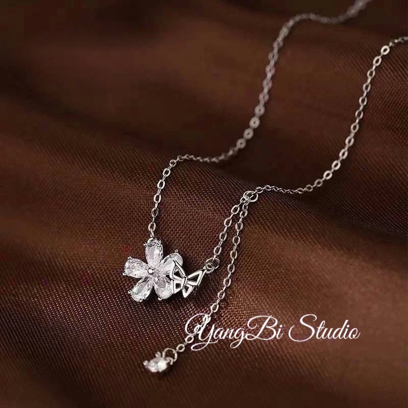 𝓨𝓪𝓷𝓰𝓑𝓲🩰925銀｜夏日小清新晶漾花朵蝴蝶項鍊Y759 甜美 墜鍊 韓國 小眾時尚-細節圖3