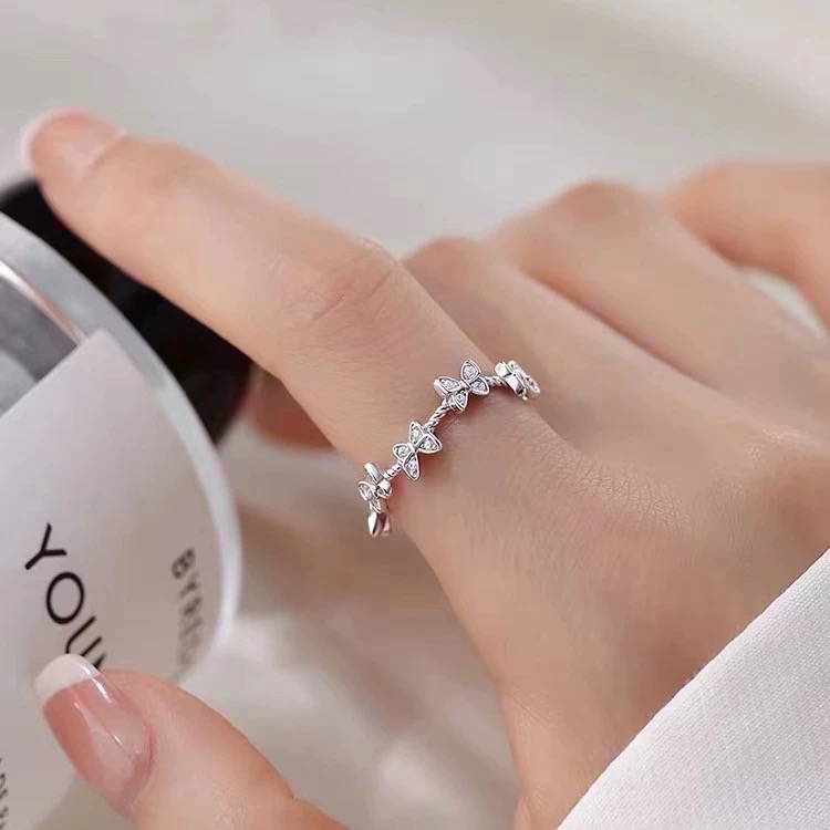 𝓨𝓪𝓷𝓰𝓑𝓲🩰925銀｜不易撞款 蝴蝶麻花卷卷戒指 Y766 甜美 韓國 小眾時尚-細節圖3