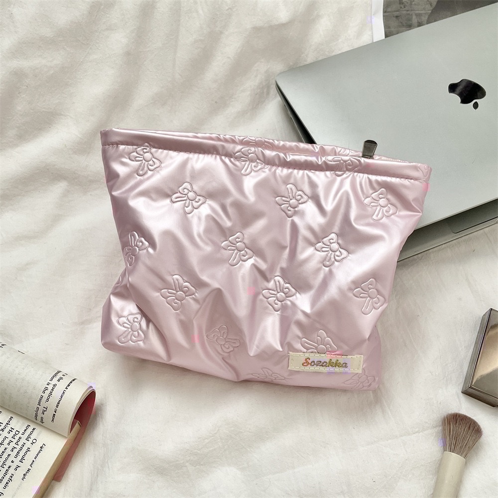 𝓨𝓪𝓷𝓰𝓑𝓲🩰超高顏值 蝴蝶結&愛心霧面化妝包 多功能收納包 手拿包 補妝包 C61-細節圖5