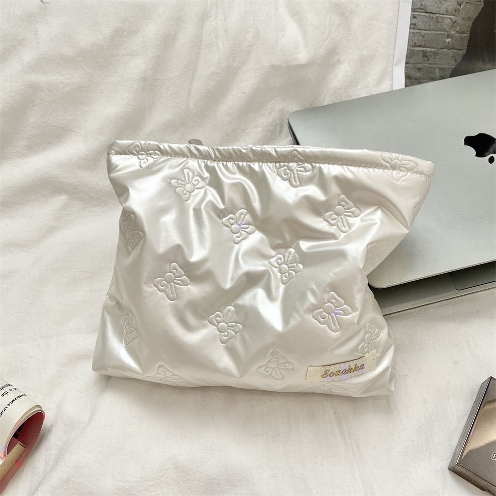 𝓨𝓪𝓷𝓰𝓑𝓲🩰超高顏值 蝴蝶結&愛心霧面化妝包 多功能收納包 手拿包 補妝包 C61-規格圖10