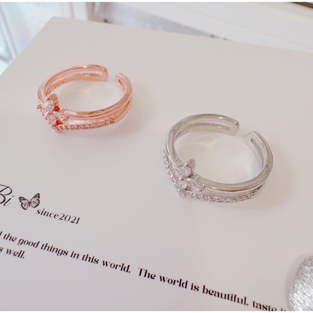 𝓨𝓪𝓷𝓰𝓑𝓲🩰韓版超修飾 四瓣花鑲鑽戒指 Y776-細節圖6