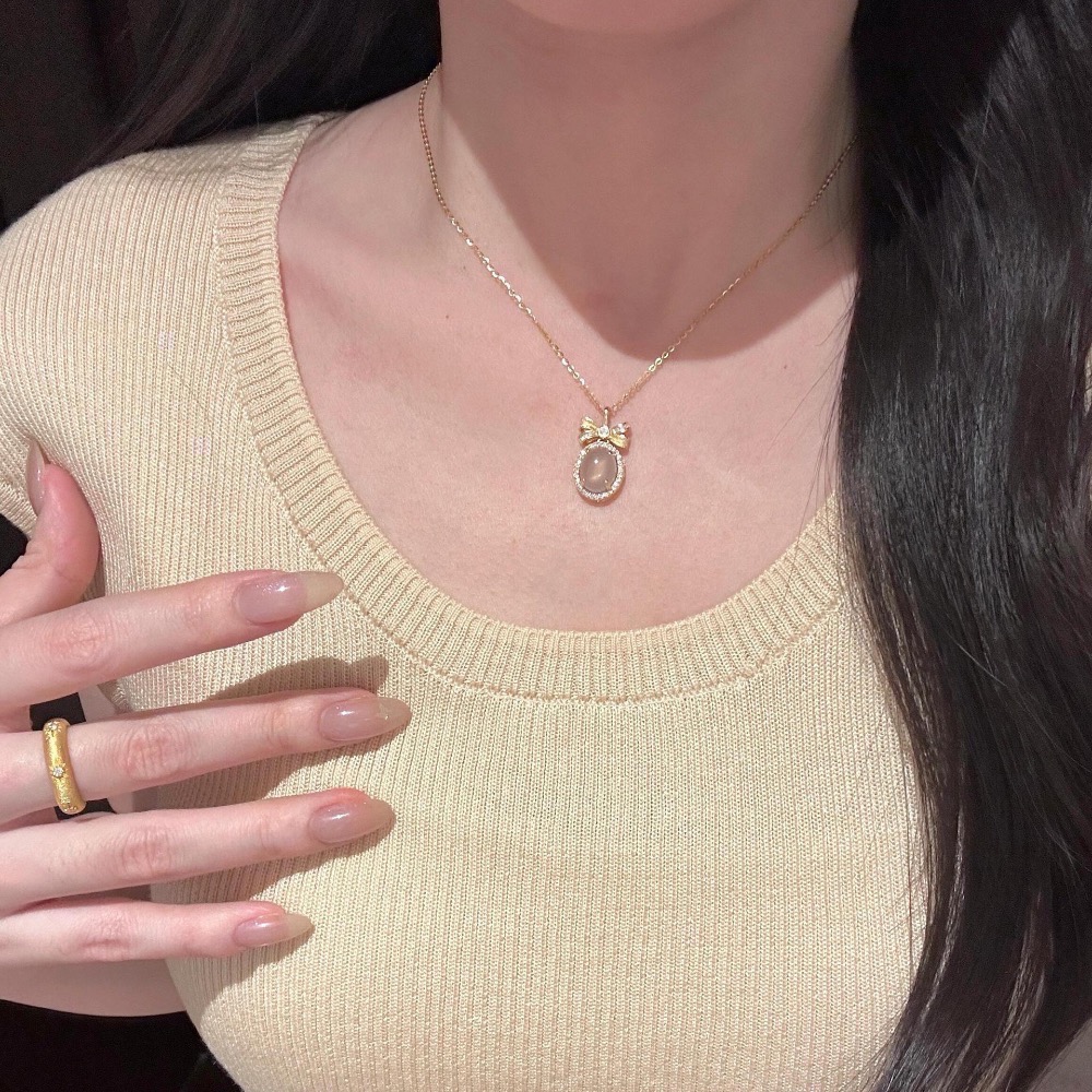 𝓨𝓪𝓷𝓰𝓑𝓲🩰精緻蝴蝶結鴿子蛋面仿玉髓項鍊 輕奢 白玉 白貓眼 Y777-細節圖4