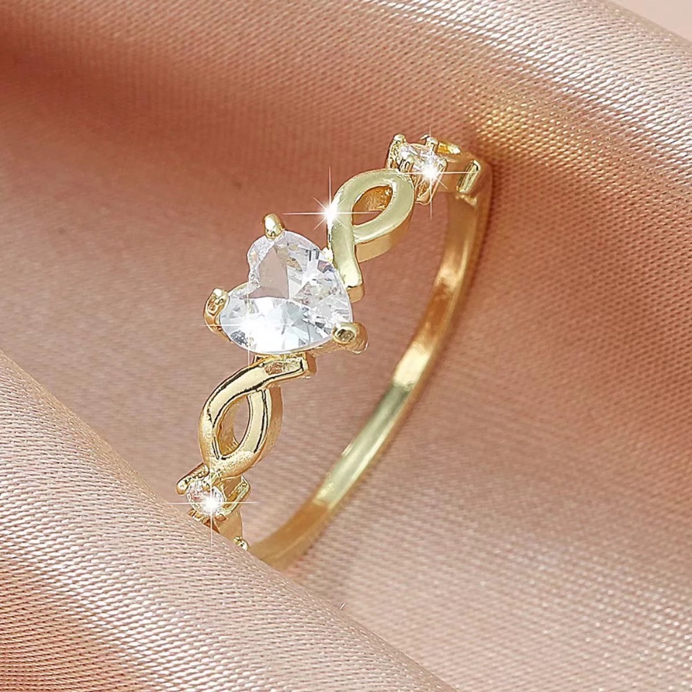 𝓨𝓪𝓷𝓰𝓑𝓲🕊️愛心宮廷風典雅鏤空水鑽戒指 Y789-細節圖2