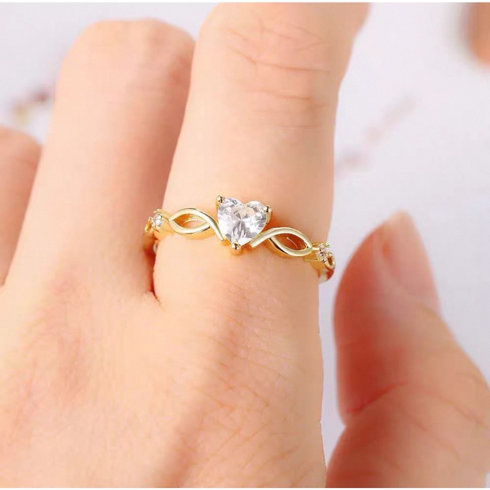 𝓨𝓪𝓷𝓰𝓑𝓲🕊️愛心宮廷風典雅鏤空水鑽戒指 Y789-細節圖4