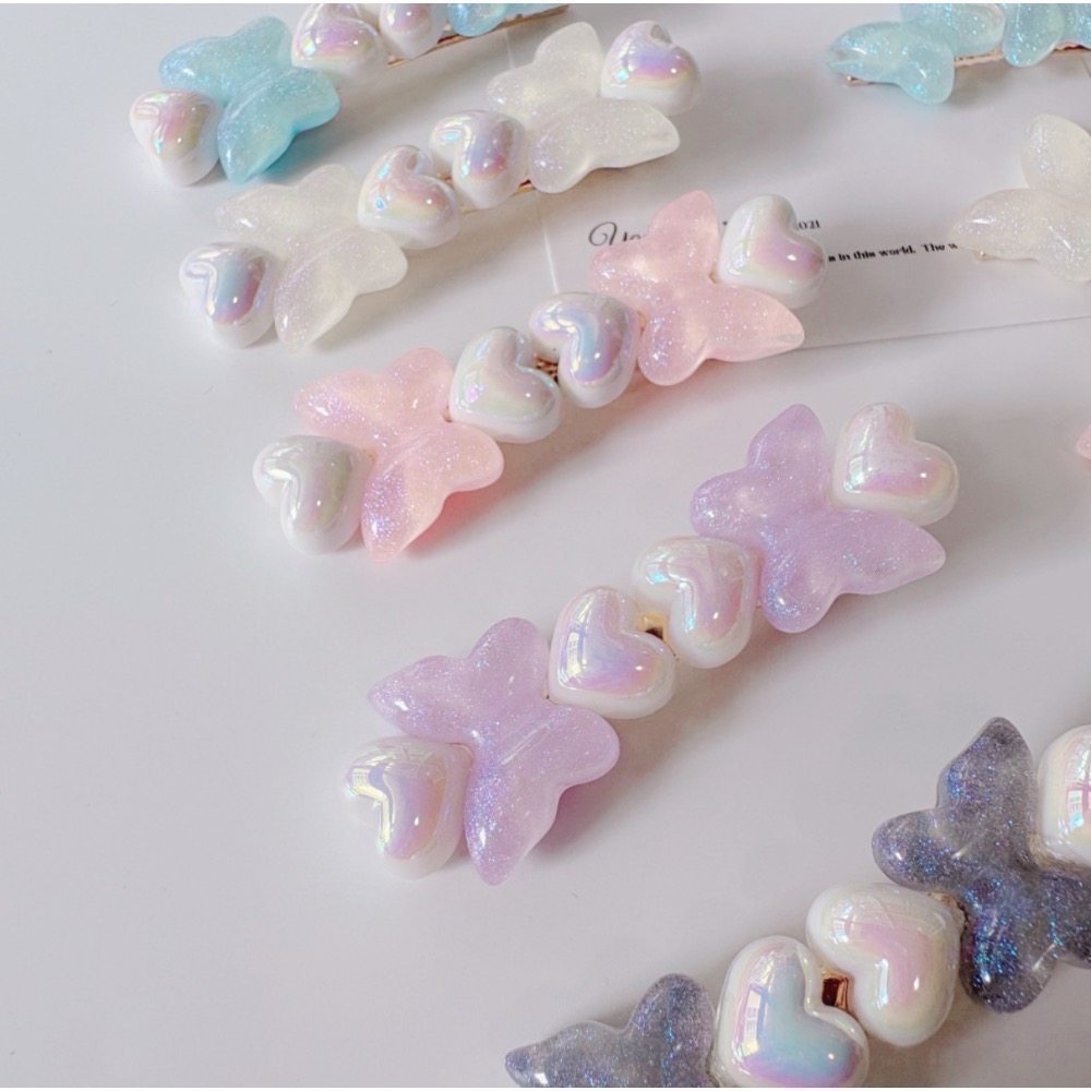 𝓨𝓪𝓷𝓰𝓑𝓲🕊️【細閃夢幻冰透蝴蝶】珍珠愛心蝴蝶髮夾 邊夾 鴨嘴夾 V402-細節圖8