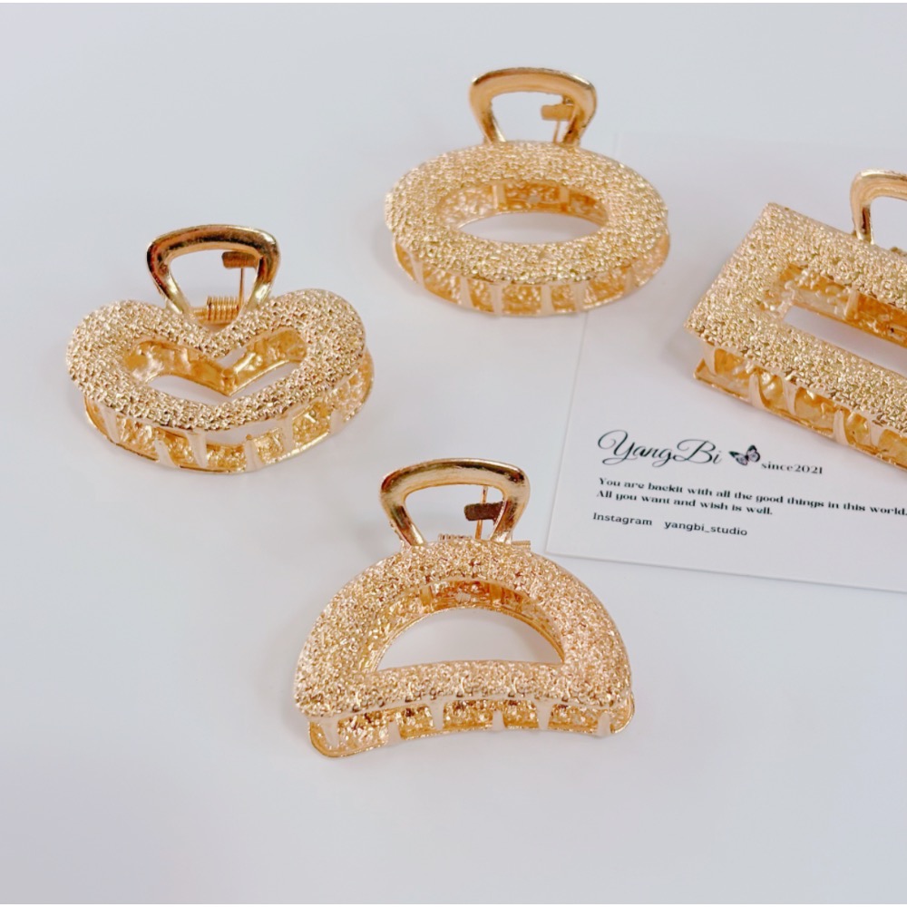 𝓨𝓪𝓷𝓰𝓑𝓲🕊️韓版【中小號鯊魚夾】【金色磨砂優雅鯊魚夾】公主頭夾 頂夾 瀏海夾 V406-細節圖2