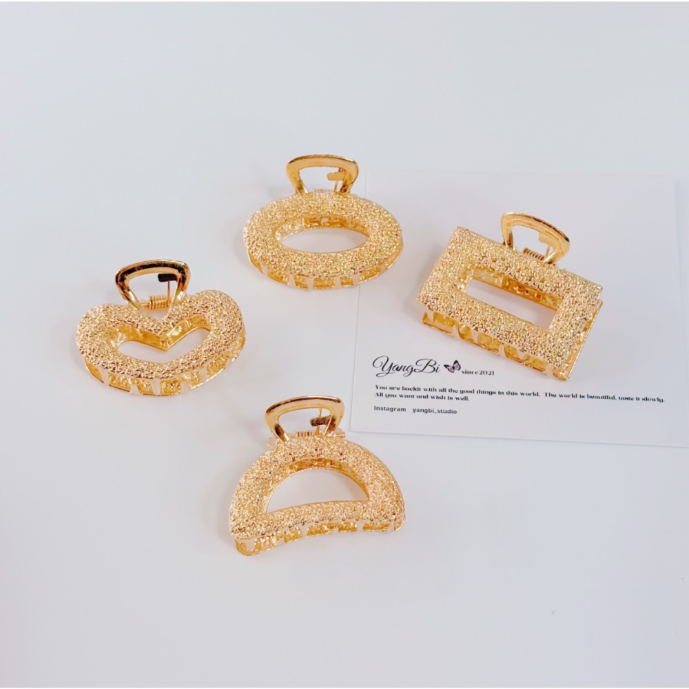 𝓨𝓪𝓷𝓰𝓑𝓲🕊️韓版【中小號鯊魚夾】【金色磨砂優雅鯊魚夾】公主頭夾 頂夾 瀏海夾 V406-細節圖4