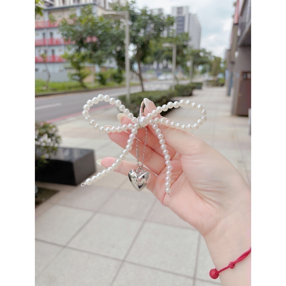 𝓨𝓪𝓷𝓰𝓑𝓲🩰【韓系chic甜美珍珠蝴蝶結手機吊飾】【珍珠蝴蝶結銀愛心鑰匙扣】手機鍊 C65-規格圖11