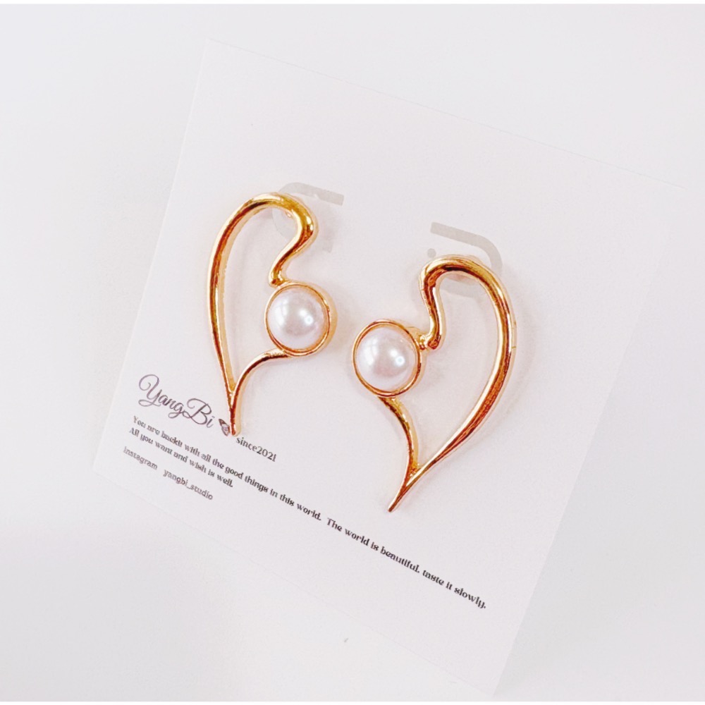 𝓨𝓪𝓷𝓰𝓑𝓲🕊️【耳針耳夾都有】【法式優雅】【對稱愛心造型珍珠耳環】 Y827-細節圖7
