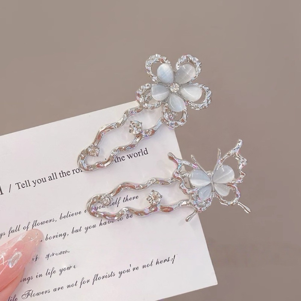 𝓨𝓪𝓷𝓰𝓑𝓲🕊️韓版【銀色清冷感】【月光貓眼石蝴蝶花朵髮夾】瀏海夾 V407-細節圖3