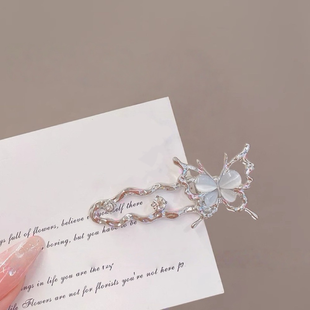 𝓨𝓪𝓷𝓰𝓑𝓲🕊️韓版【銀色清冷感】【月光貓眼石蝴蝶花朵髮夾】瀏海夾 V407-細節圖9