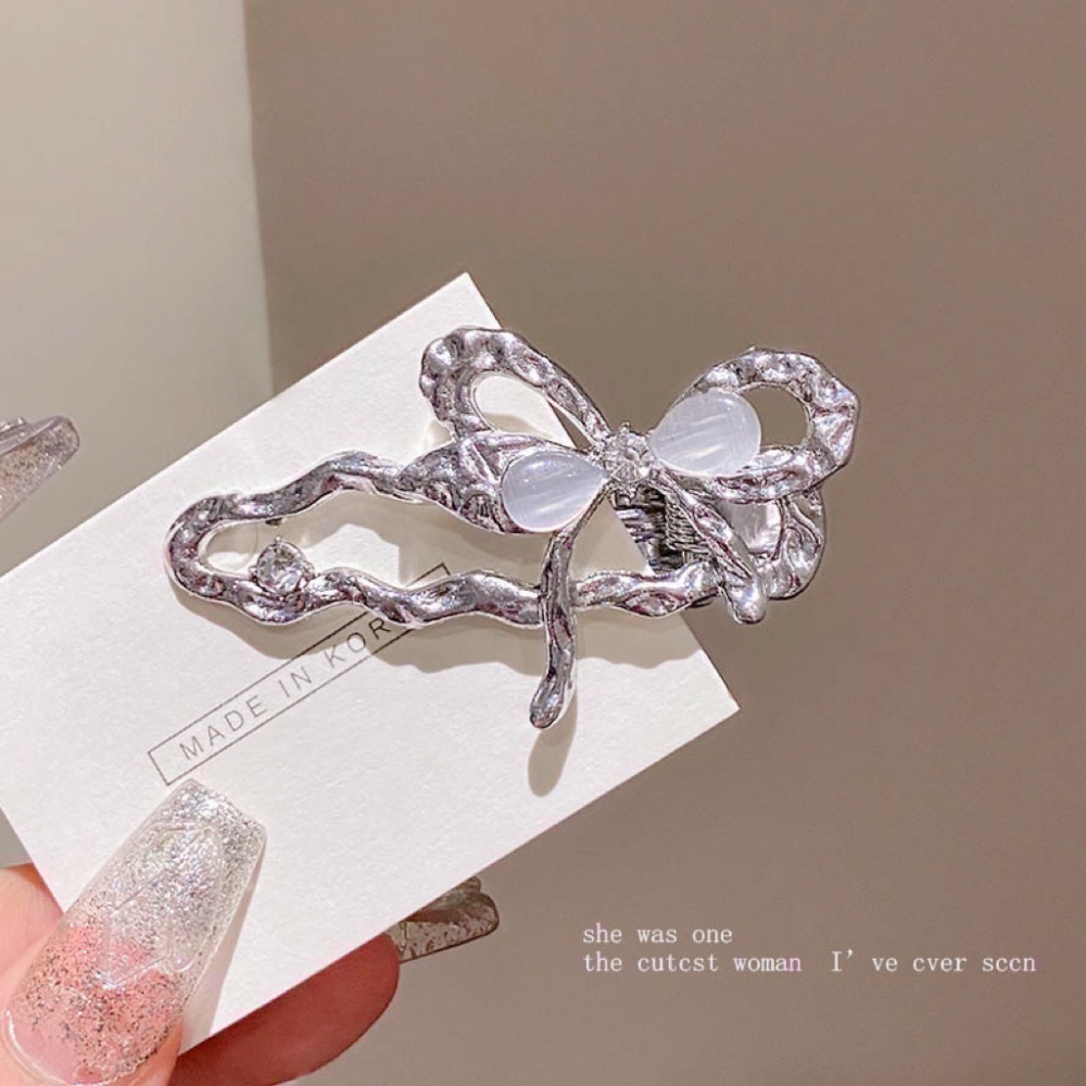 𝓨𝓪𝓷𝓰𝓑𝓲🕊️韓版【銀色清冷感】【月光貓眼石蝴蝶花朵髮夾】瀏海夾 V407-規格圖9