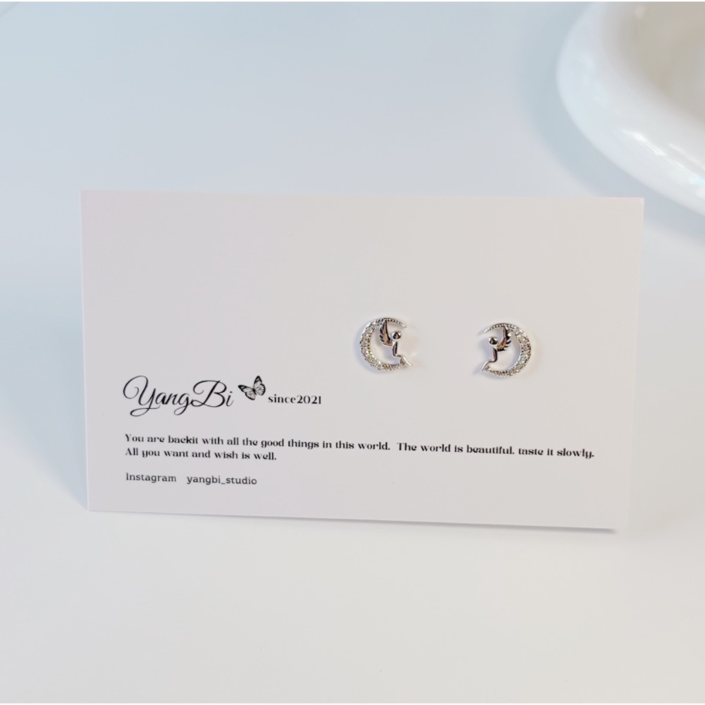 𝓨𝓪𝓷𝓰𝓑𝓲🕊️【甜美設計感】【精緻彎月小天使耳釘耳環】 Y842-細節圖8