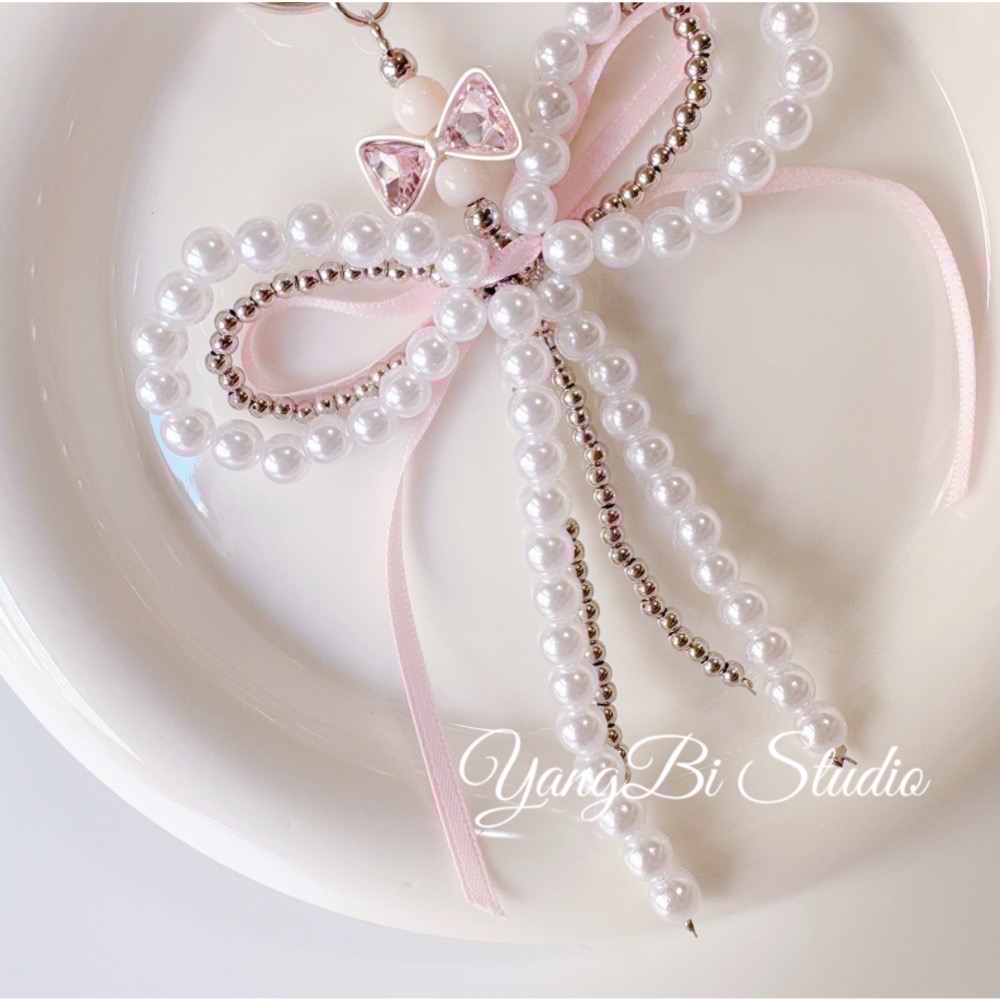 𝓨𝓪𝓷𝓰𝓑𝓲🩰純手工【超甜美三層珍珠蝴蝶結吊飾】【珍珠粉緞帶碎銀子手機吊飾】 C68-細節圖5