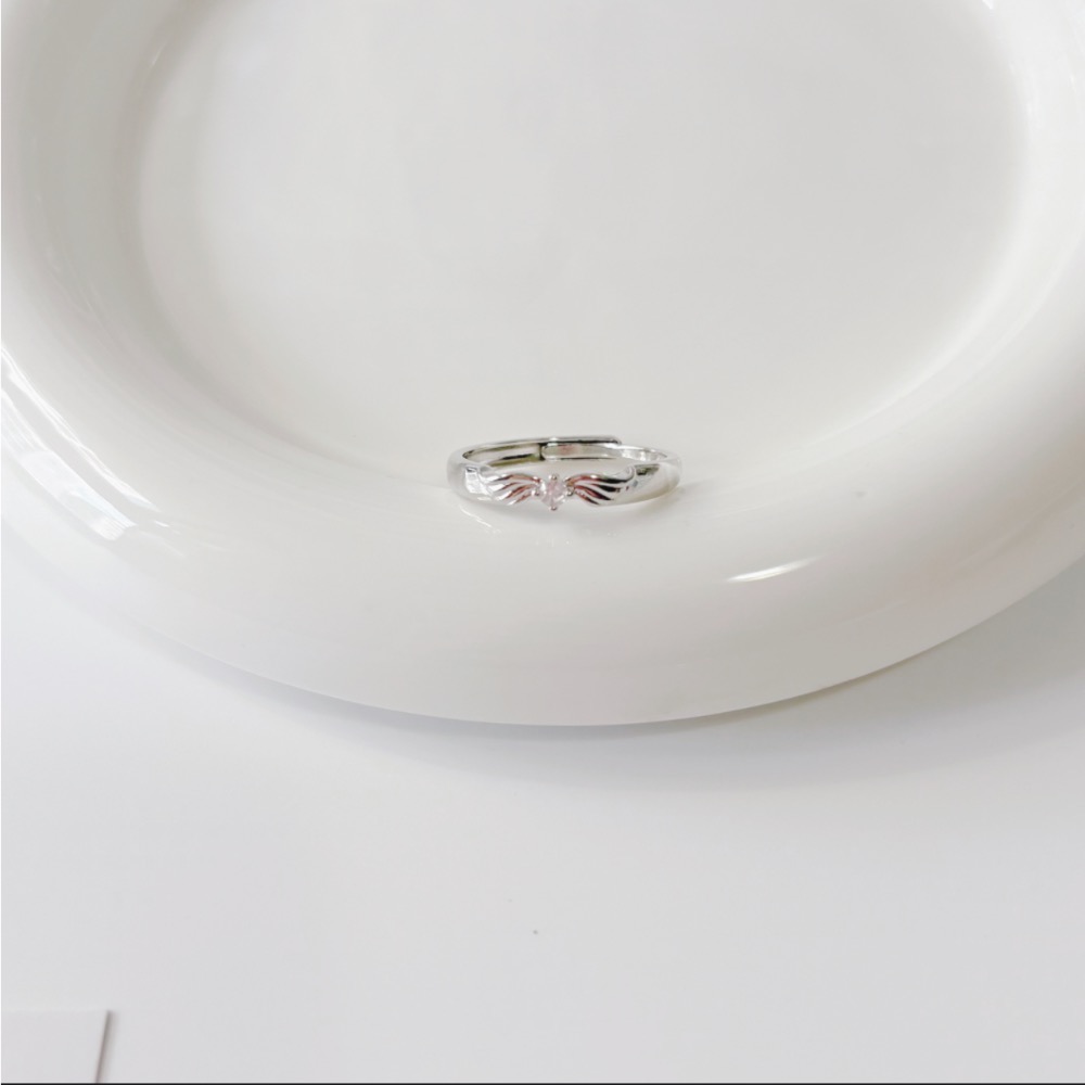 𝓨𝓪𝓷𝓰𝓑𝓲🕊️【愛心天使之翼情侶對戒】【愛心翅膀粉鑽戒指】【中性戒指】 Y844-規格圖11