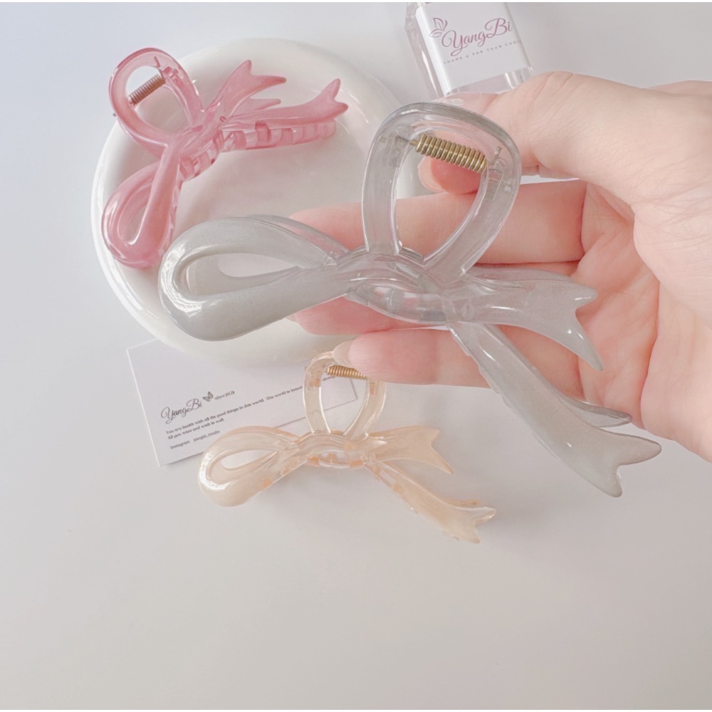 𝓨𝓪𝓷𝓰𝓑𝓲🕊️實品更美【不咬頭皮】【渲染果凍漸層蝴蝶結鯊魚夾】 V416-細節圖11