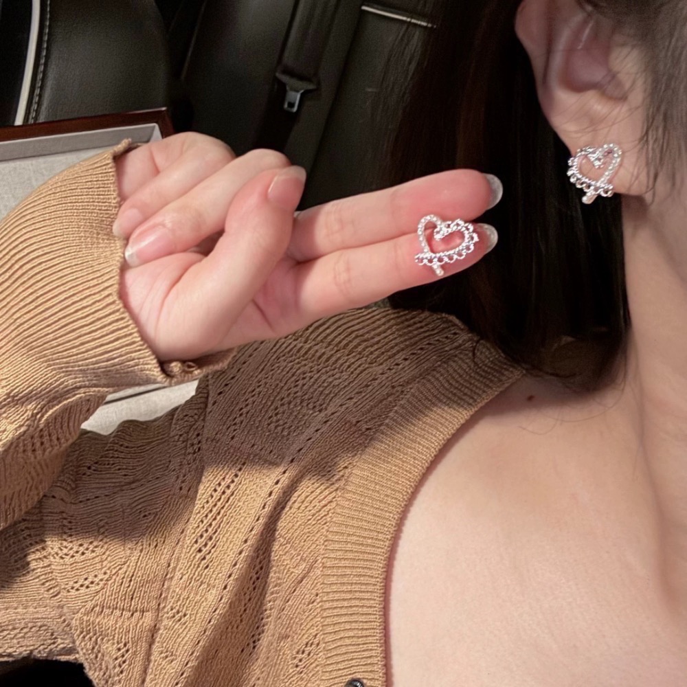 𝓨𝓪𝓷𝓰𝓑𝓲🕊️【耳針耳夾都有】【韓系鏤空愛心蕾絲邊珍珠耳環】 Y873-細節圖5