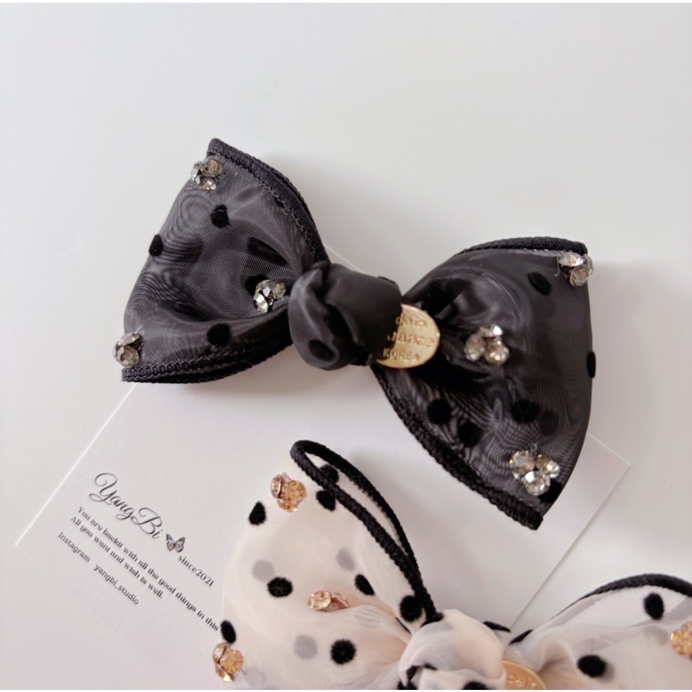 𝓨𝓪𝓷𝓰𝓑𝓲🕊️【實品質感更好】【韓國歐根紗波點蝴蝶結金牌髮夾】 V428-細節圖5