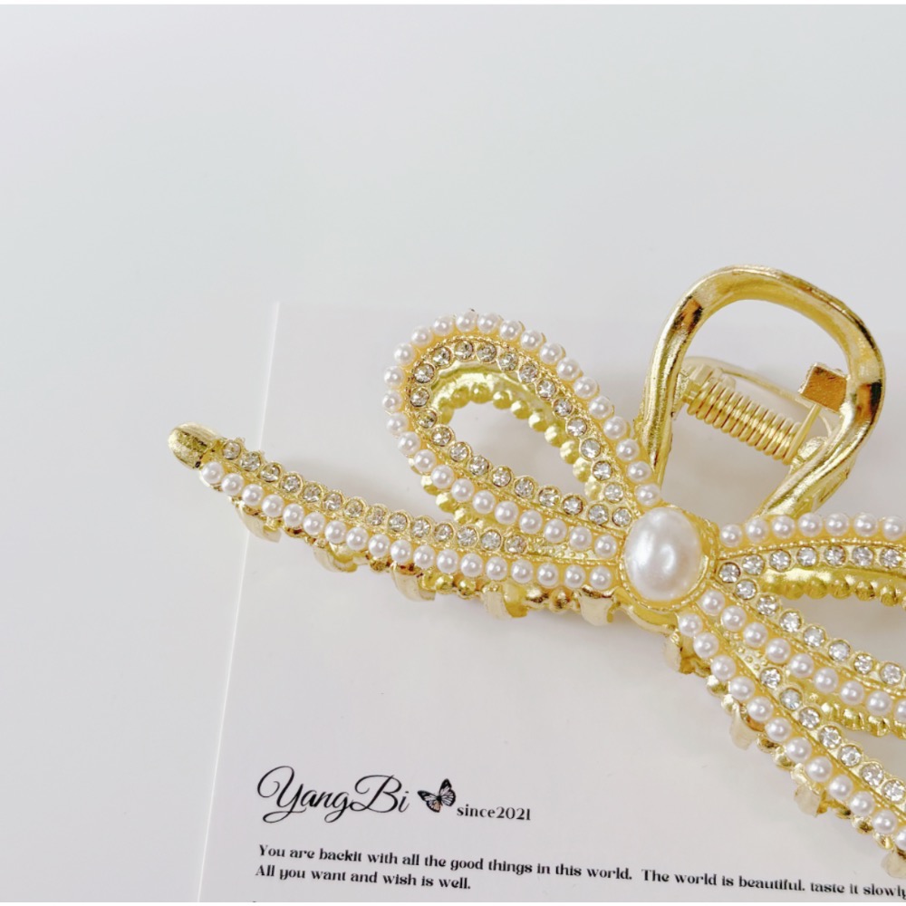 𝓨𝓪𝓷𝓰𝓑𝓲🕊️【珍珠水鑽蝴蝶結大鯊魚夾】抓夾 V435-細節圖3