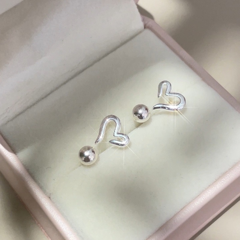 𝓨𝓪𝓷𝓰𝓑𝓲🕊️【韓系流線鏤空愛心螺絲擰耳環】 Y888-細節圖7