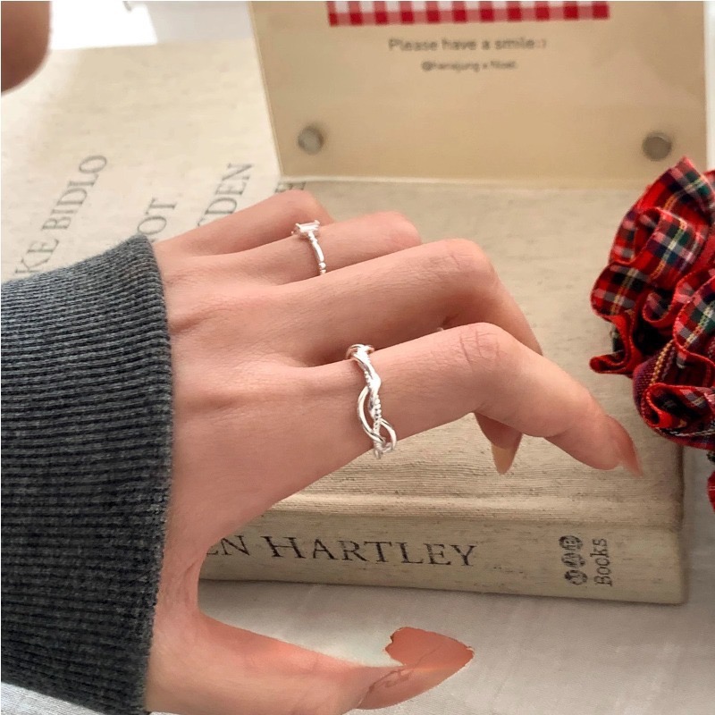 𝓨𝓪𝓷𝓰𝓑𝓲🕊️925純銀【千絲萬縷 波浪交叉纏繞戒指】 Y895-細節圖4