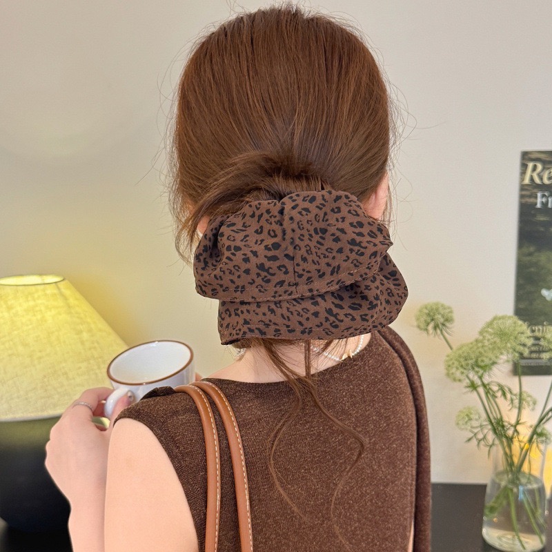 𝓨𝓪𝓷𝓰𝓑𝓲🕊️【特大號】【韓系高質感布藝豹紋澎澎大腸 V437-細節圖2