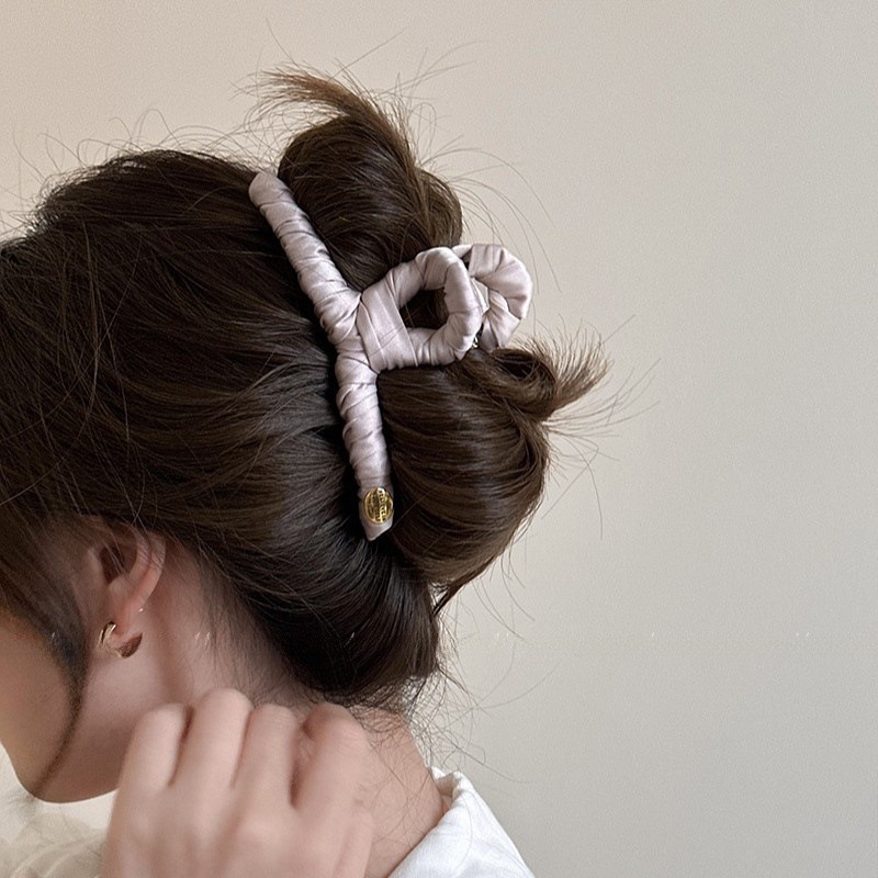 𝓨𝓪𝓷𝓰𝓑𝓲🕊️【髮量多可】【緞帶纏繞金屬圓牌大號鯊魚夾】抓夾 V439-細節圖4