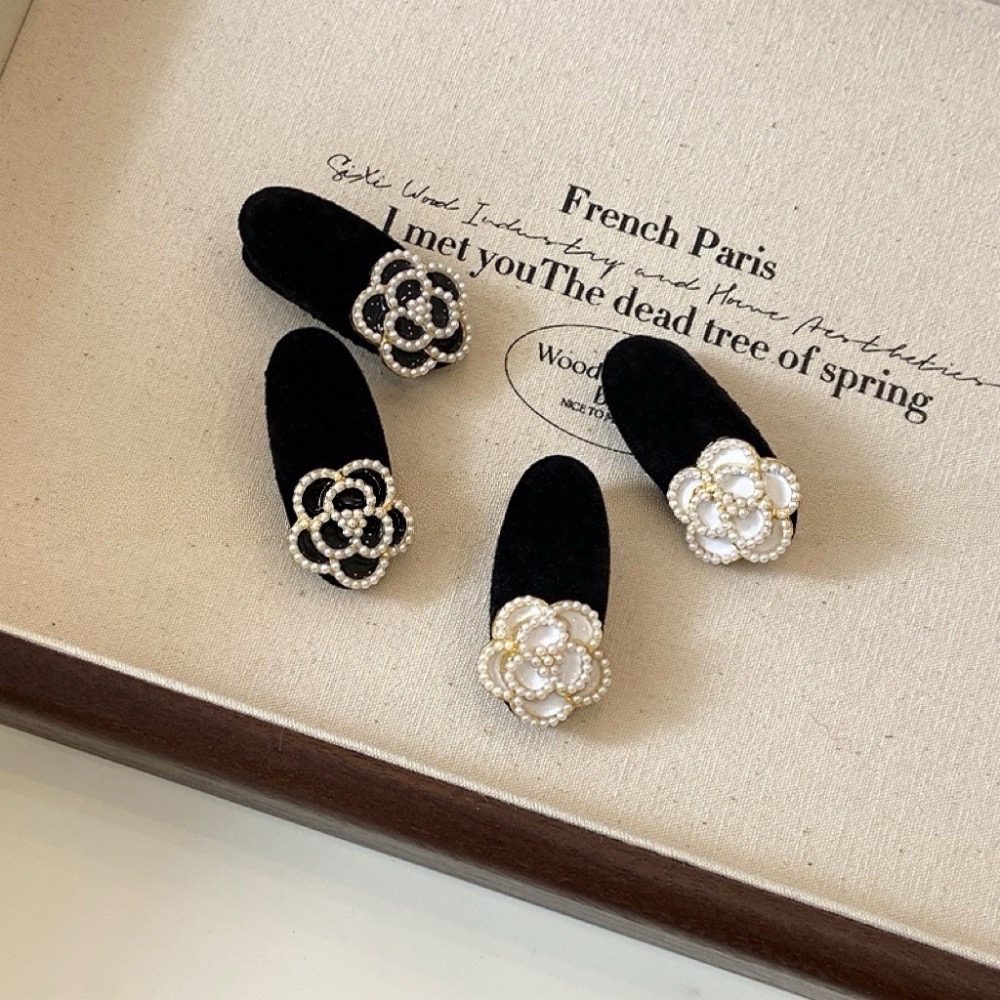 𝓨𝓪𝓷𝓰𝓑𝓲🕊️【法式復古珍珠山茶花植絨髮夾】 V440-細節圖2