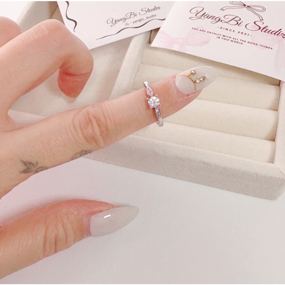 𝓨𝓪𝓷𝓰𝓑𝓲🕊️925純銀【經典小方糖璀璨戒指】 Y907-細節圖5