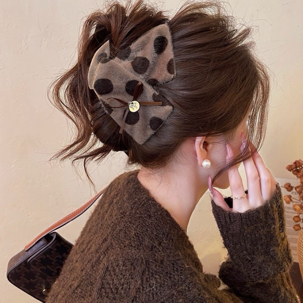 𝓨𝓪𝓷𝓰𝓑𝓲🕊️【毛絨波點蝴蝶結三角鯊魚夾】V451-細節圖5