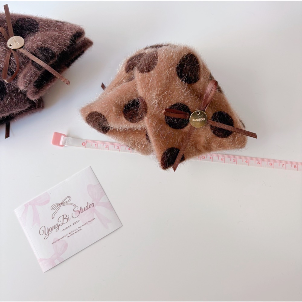 𝓨𝓪𝓷𝓰𝓑𝓲🕊️【毛絨波點蝴蝶結三角鯊魚夾】V451-細節圖9