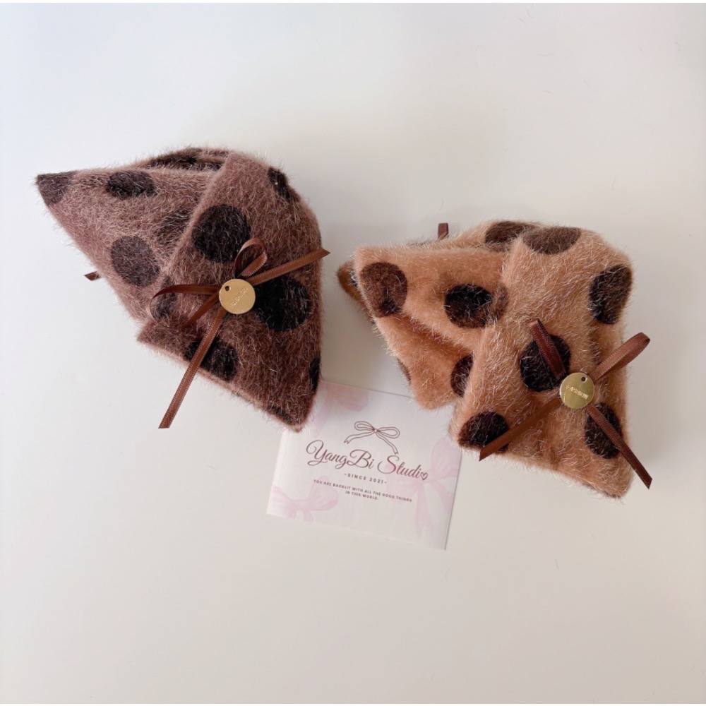 𝓨𝓪𝓷𝓰𝓑𝓲🕊️【毛絨波點蝴蝶結三角鯊魚夾】V451-細節圖3